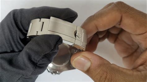 tightening rolex clasp|how to adjust rolex clasp.